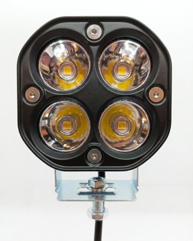 Imagen ilustrativa de FARO 4 LED BLANCOS